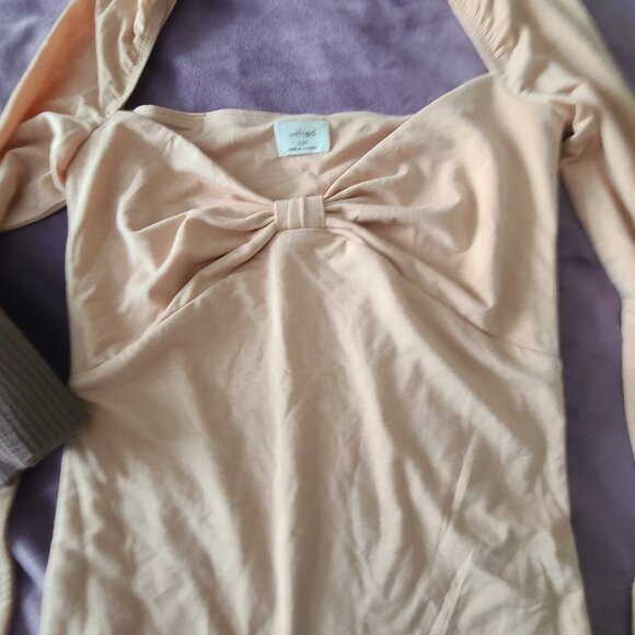 Aritzia Babaton Wilfred 3 Crop Tops XS - Picture 4 of 5